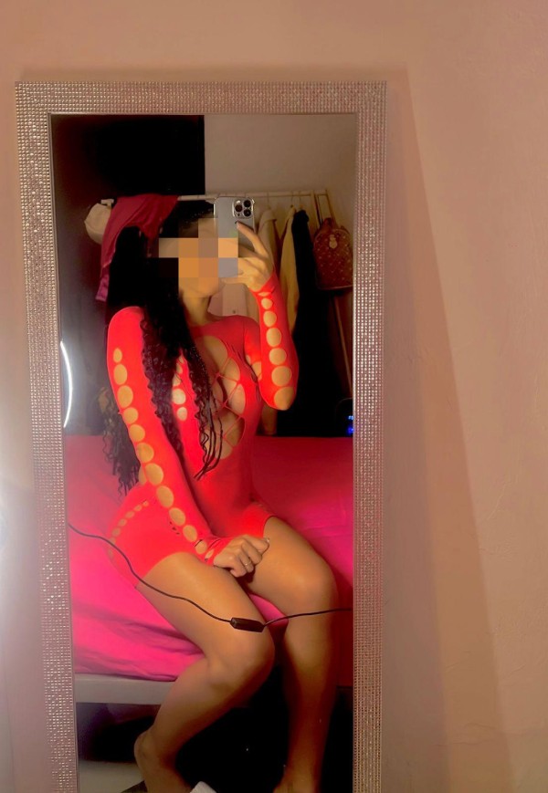 Chica con ganas de fiesta