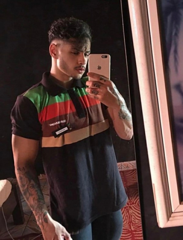 Guapo fiestero sensual, dispuesto a complacerte