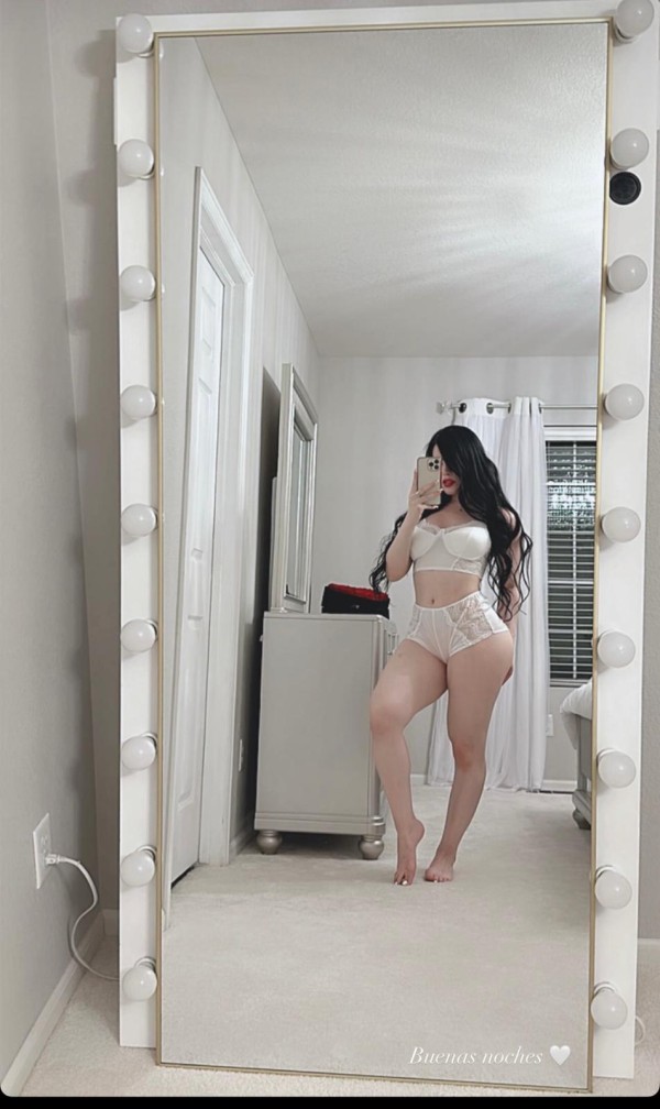 Chica educada española Canaria muy juguetona