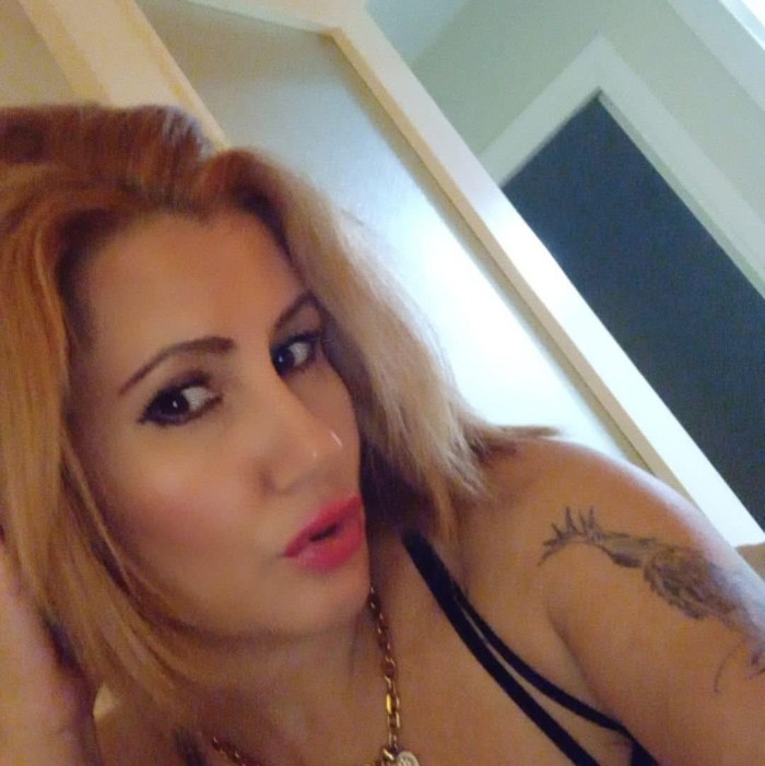 RUBIA ESPAÑOLA DESDE CANARIAS PURO FUEGO