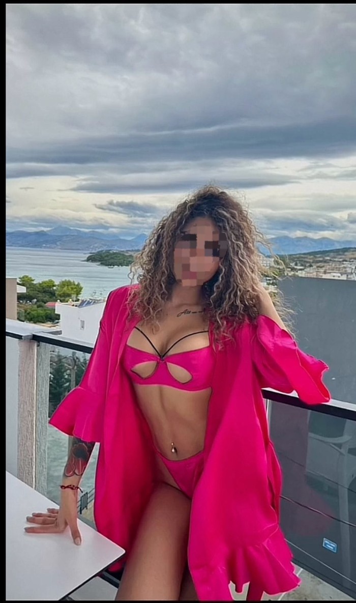 RICA Y PERVERTIDA, ME ENCANTA FOLLAR