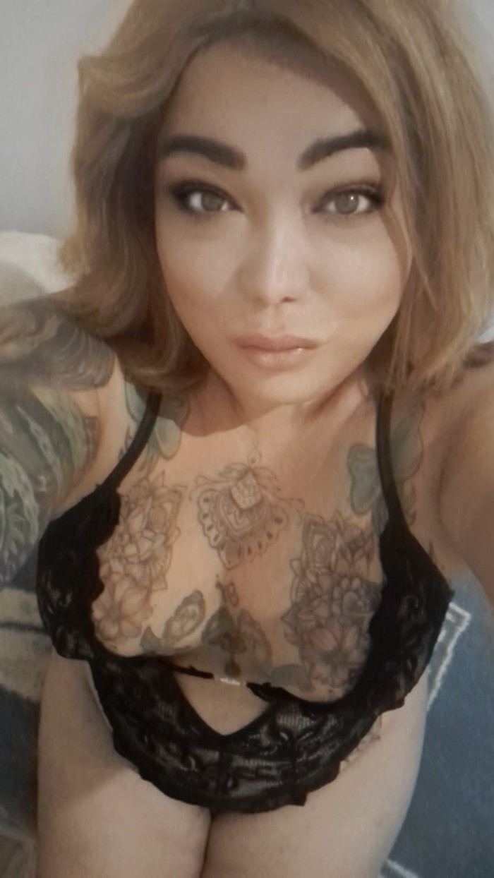 Aproveitem Camila Lopes super activa pouco dias en OURENSE.664689098