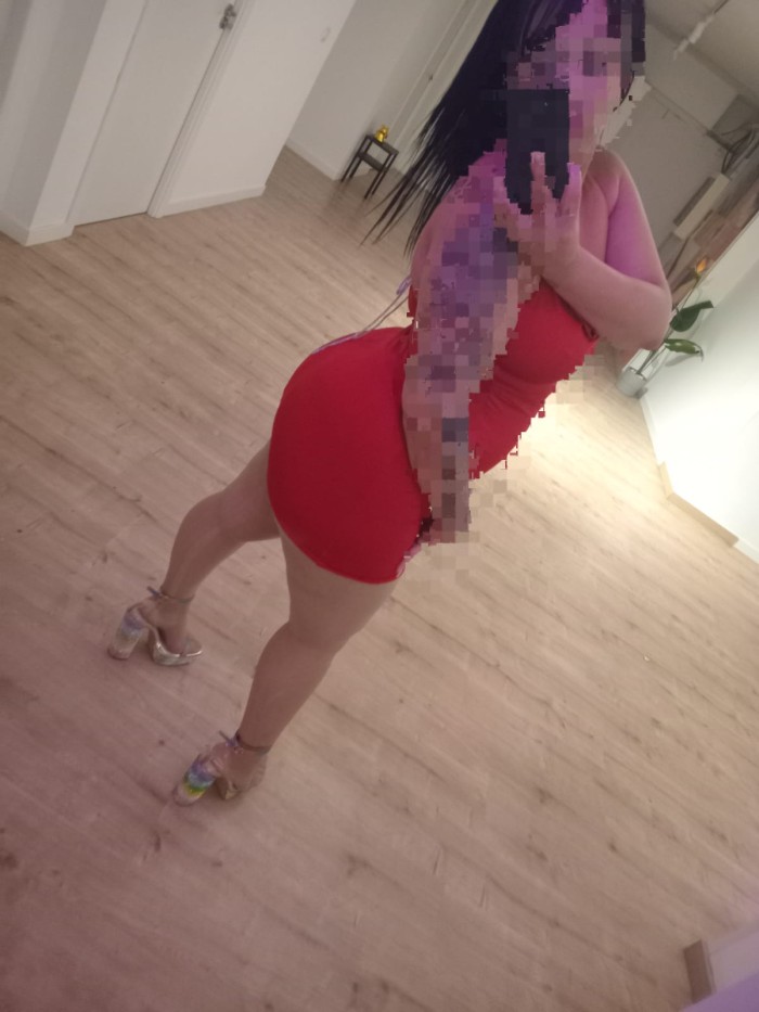 PUTA CON GANAS DE LECHE
