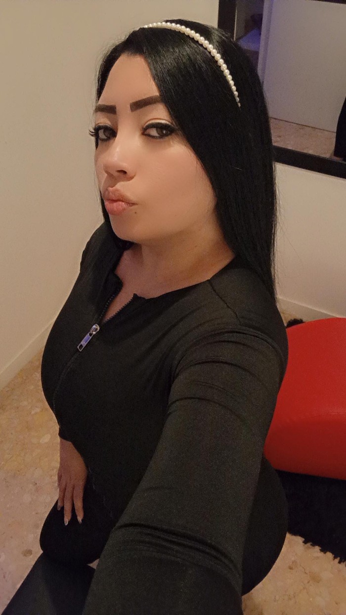 SEDUCTORA DISCRITA EN ELCHE…SALIDAS