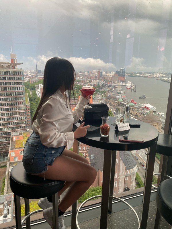 SEXI GUARRA FIESTERA CACHONDA