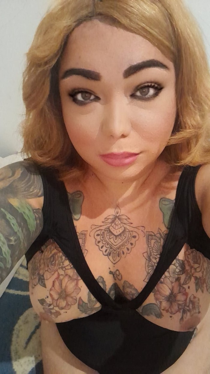 Aproveitem Camila Lopes super activa pouco dias en OURENSE.664689098