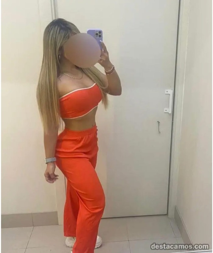 Jovencita delgadita independiente