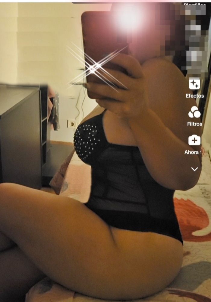 Casada Discreta Me Gusta Pasarlo Rico x Horas