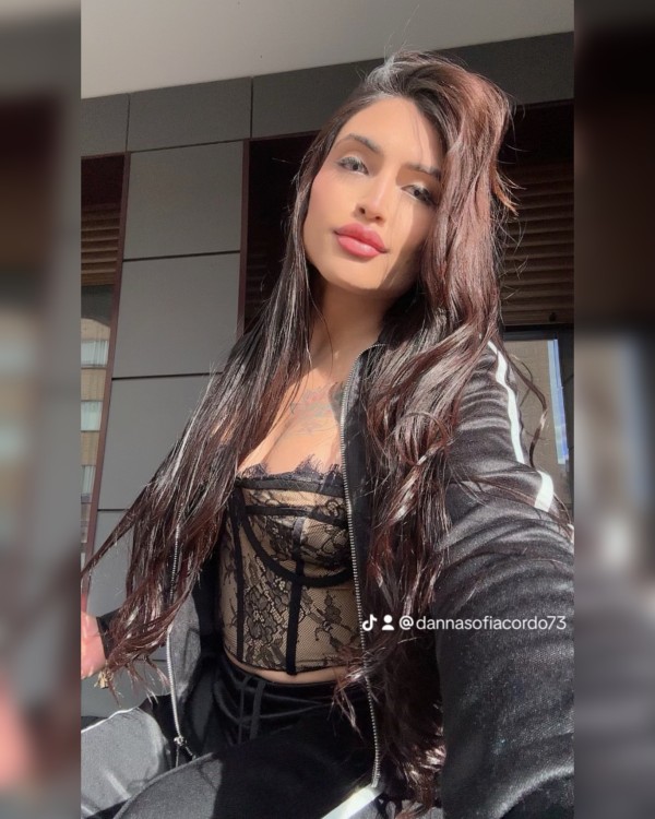 Sofía Cordoba BOMBA EXÓTICA Modelo Actriz Colombiana