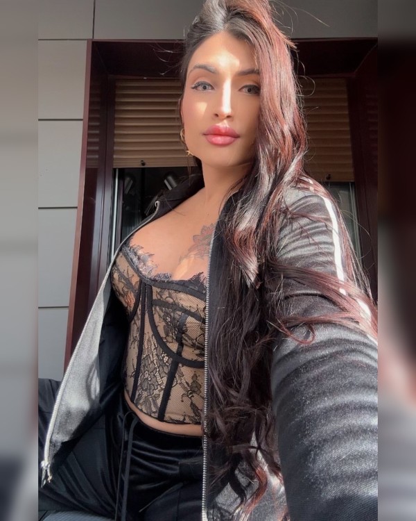 Sofía Cordoba BOMBA EXÓTICA Modelo Actriz Colombiana