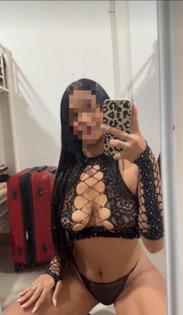 NINFOMANA ADICTA AL SEXO DURO CON POLLAS GRUESAS