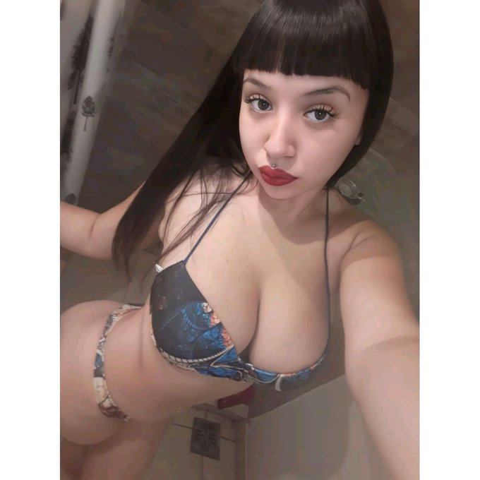 Me toco para ti en videollamada ,chat caliente