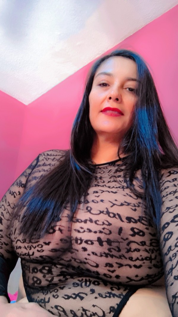 TETONA XXLLL COLOMBIANA MULTIORGASMICA SALIDAS HOT