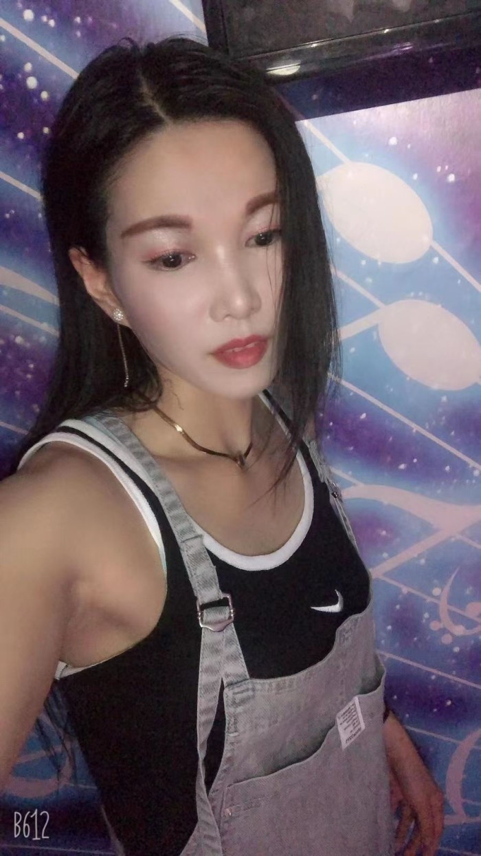 Ana, la belleza china que te encantará en Barcelona