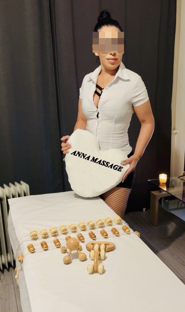 ANA MASSAGES ET PROSTATE ROSES SANTA MARGARITA SPEAK FRENCH ENGLISH