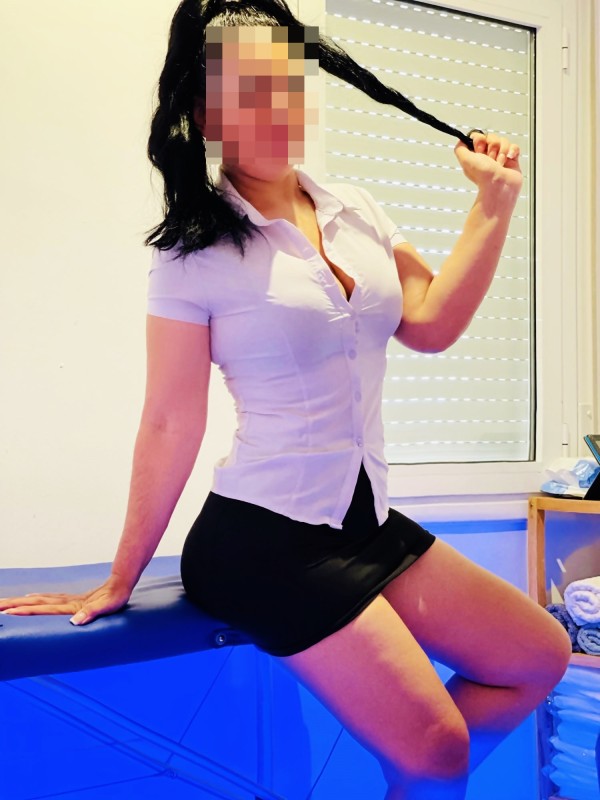 ANA MASSAGES ET PROSTATE ROSES SANTA MARGARITA SPEAK FRENCH ENGLISH