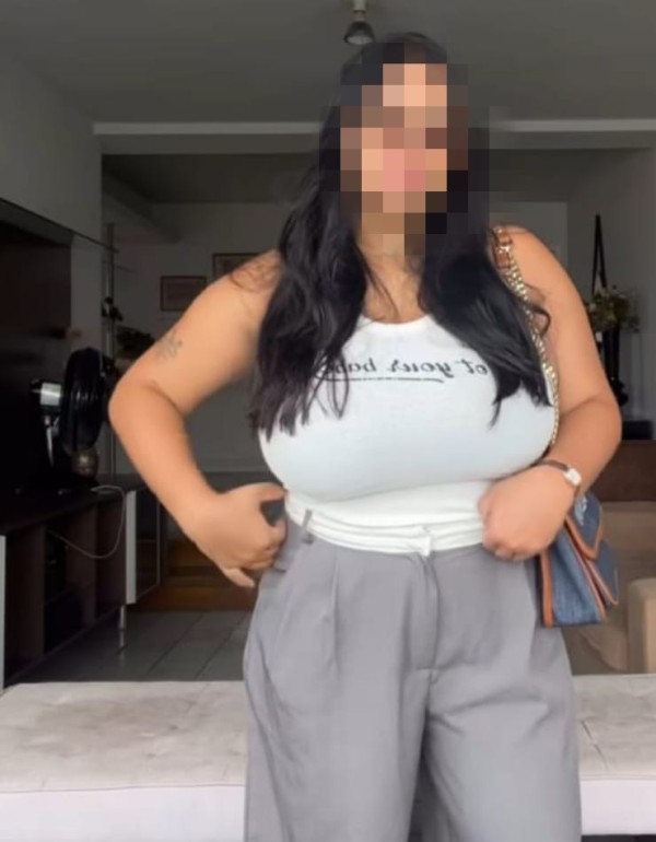 Novedad tetona