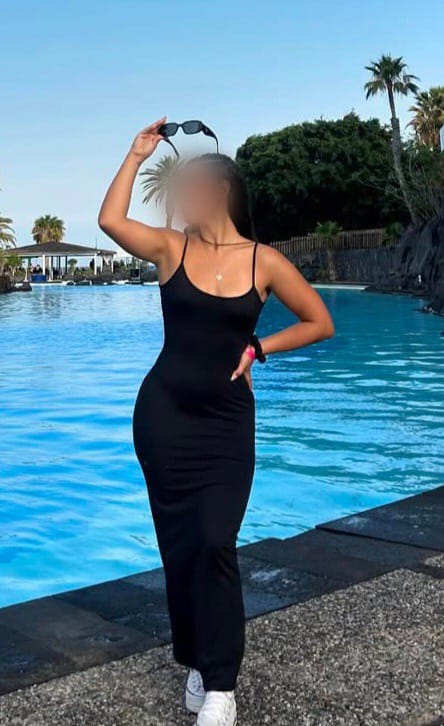 Joven española disponible cita previa