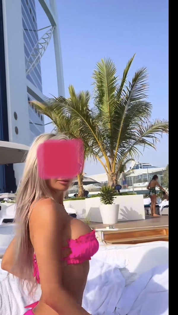 Tu chica atractiva y morbosa