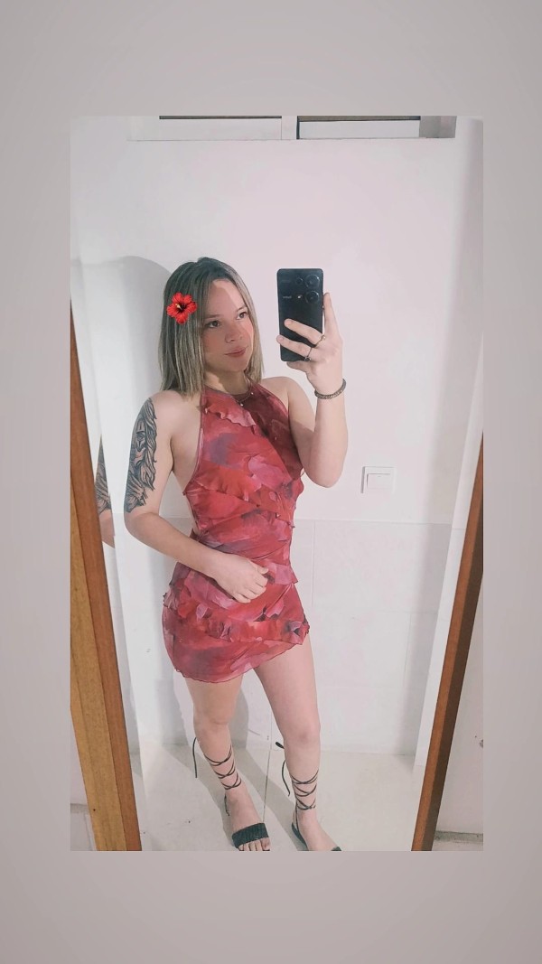 Fiesteras Dos Amigas dispuestas a dar placer fiestera