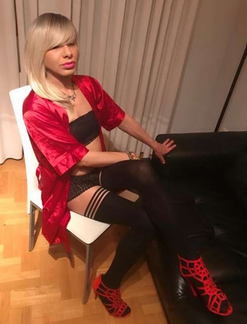 Luna trans ,viciosa y sensual dotada 24H fiestera