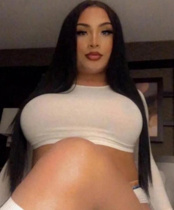 Yamila por primera vez en los cristianos