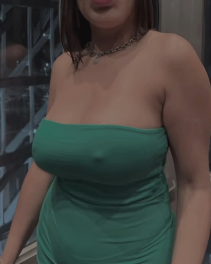 MADURA ELEGANTE MASAJISTA EN PARÓ DESPLAZÓ PARTICU