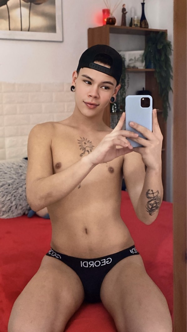 Alexandre 21 años! novedad en la Isla