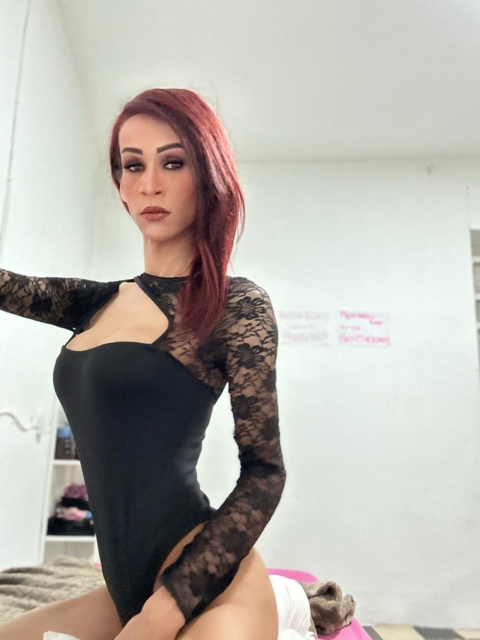 NOVEDAD EN VALENCIA TRANS FIESTERA SUPER DIOSA. SE