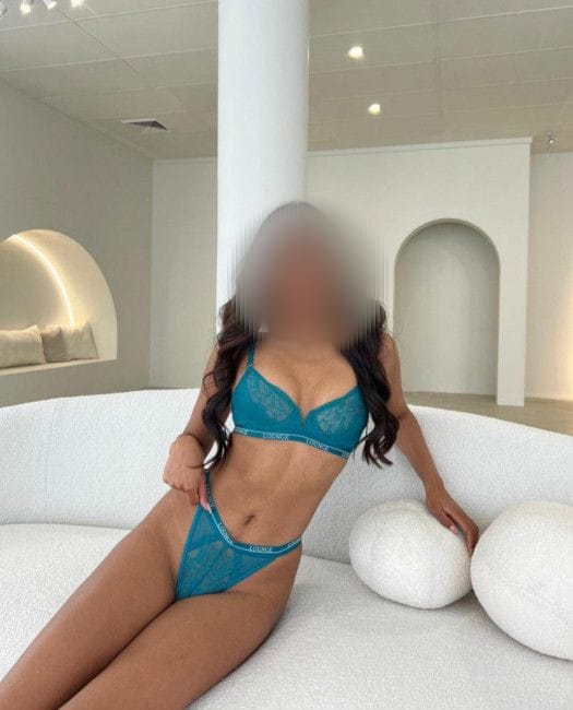 TANIT MASSAGE – LUA – Premium Tantra – Masajista exclusiva en Ibiza