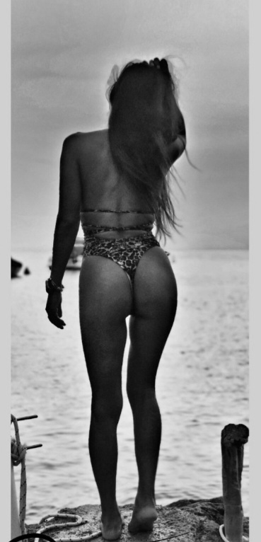 TANIT MASSAGE – LUA – Premium Tantra – Masajista exclusiva en Ibiza