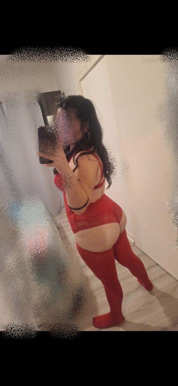 Encantadora paraguaya juguetona