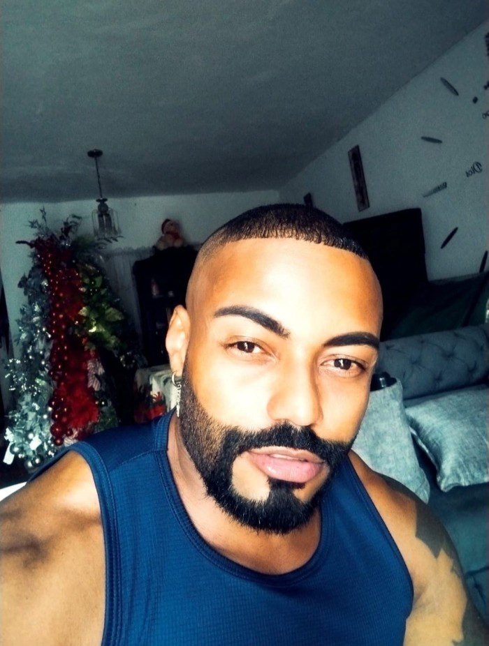 SEXY JOVEN GUAPO VERGA GRANDE 22 CM