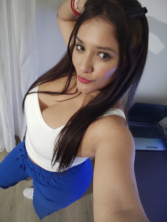 ALEJANDRA LATINA EXOTICA Y  MUY GUARRA !!!