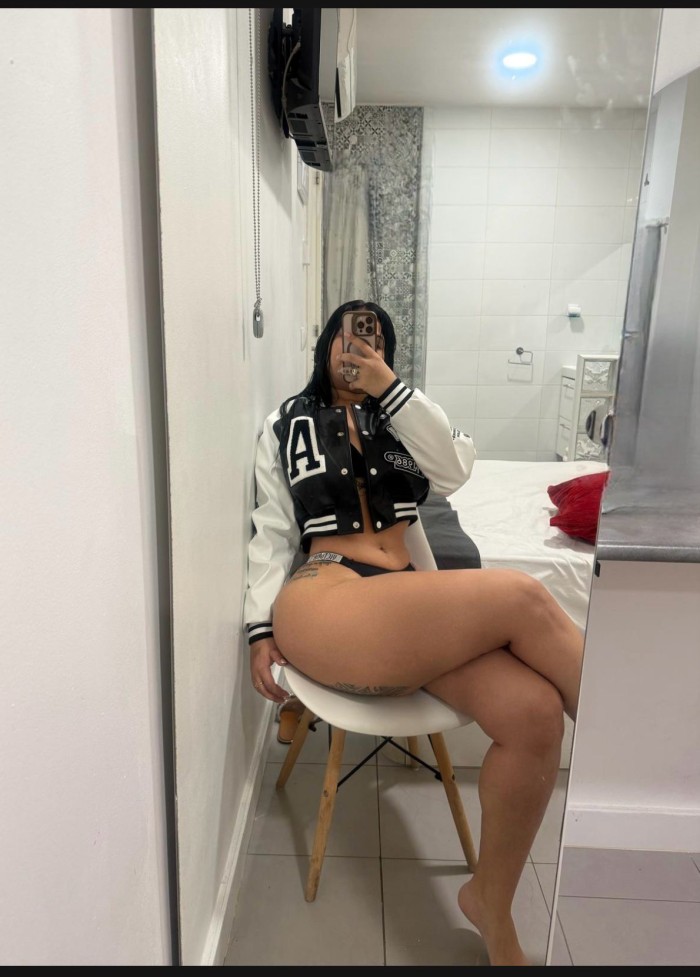 Hermosa llena de pasión