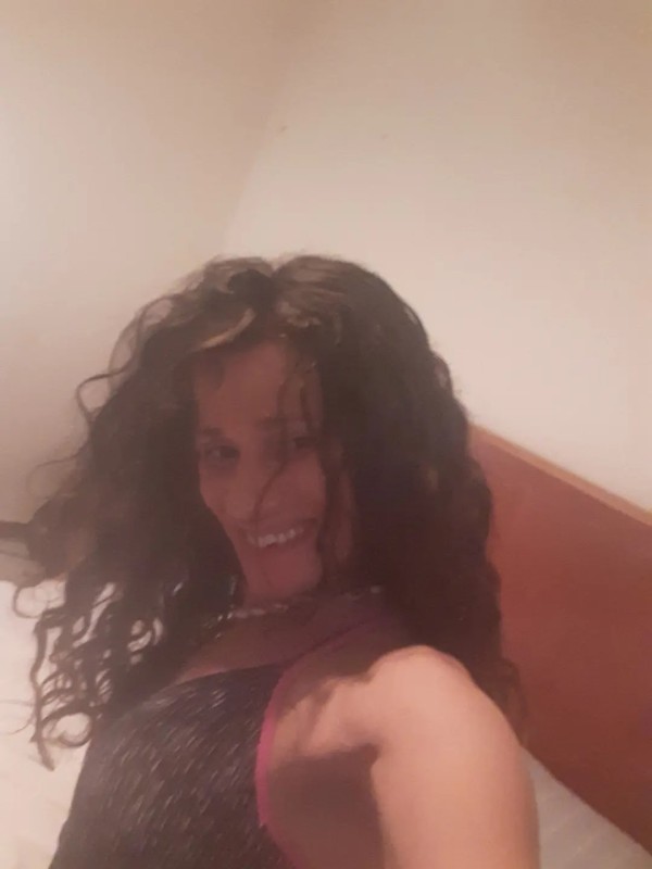 supercachonda en aranjuez con ganas de una buena Garganta profunda me encan