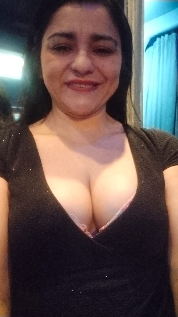 Esmeralda, la brasileña que te hará vibrar