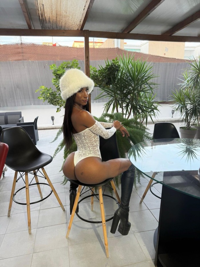 ¡PRIMERA VEZ EN BCN! NIÑATA TRANS FIESTERA GUARRA