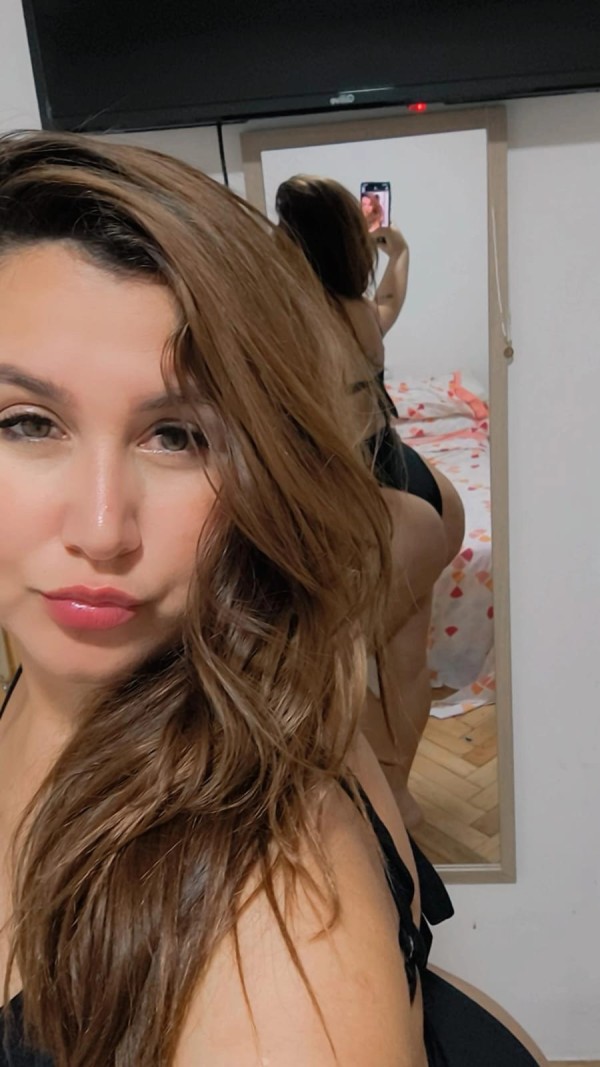 Eloá Brasileña Caliente BDSM