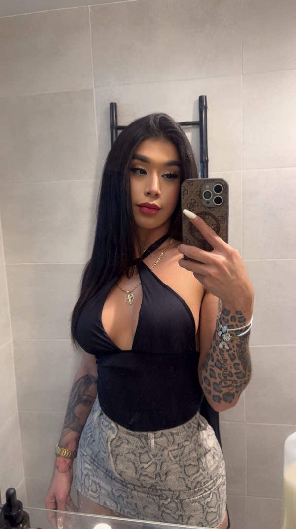 CULONA Y VERGONA FEMENINA TRANS SUPER CACHONDA