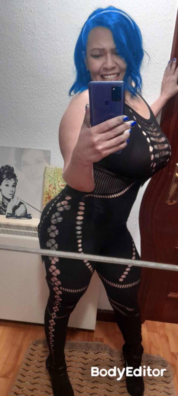 Recién llegada a tu ciudad muy guarra y viciosa