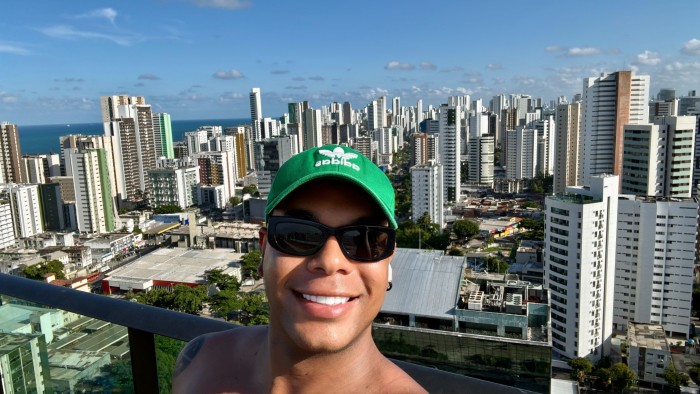 Ricardo morenazo Brasileño Súper cañero y morboso.