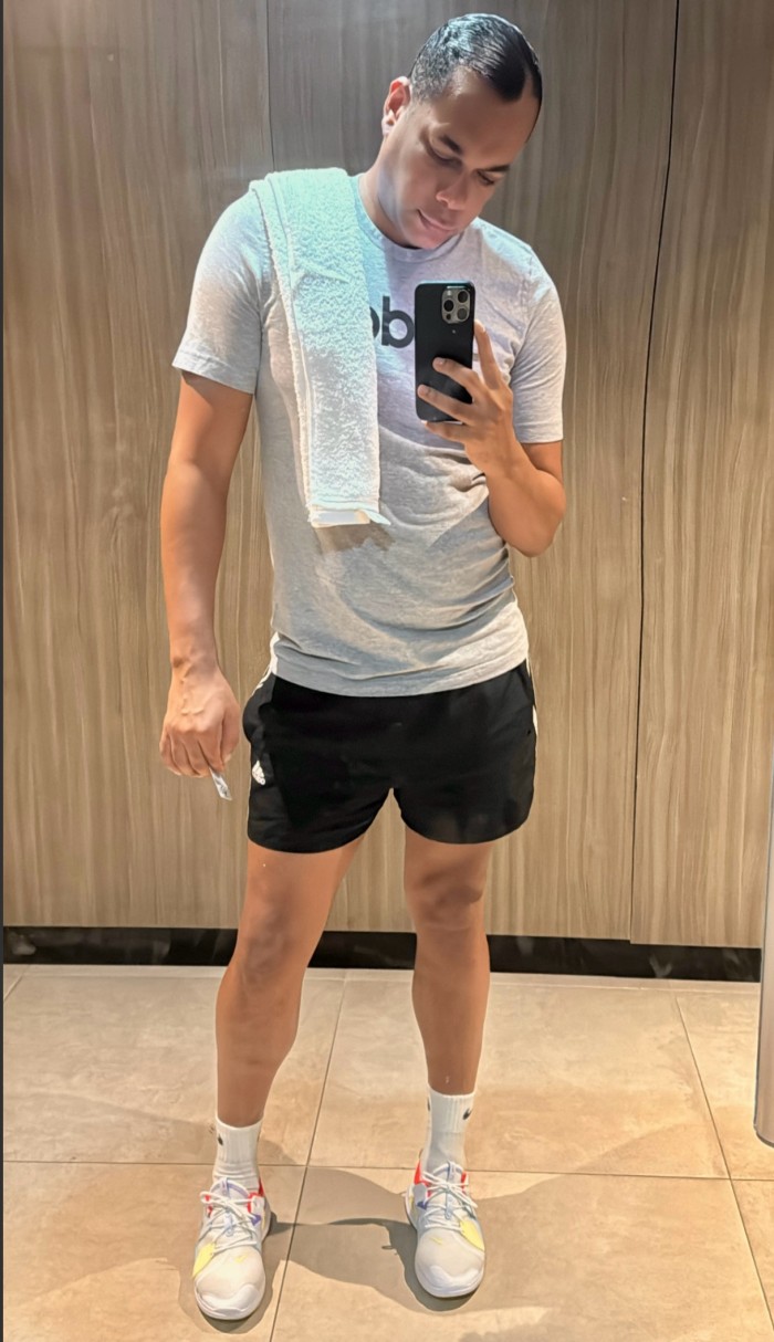 Ricardo morenazo Brasileño Súper cañero y morboso.