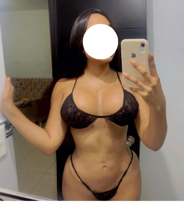 LA BOCA MAS TRAGONA DE ESTA CIUDAD, DAME TU LECHE