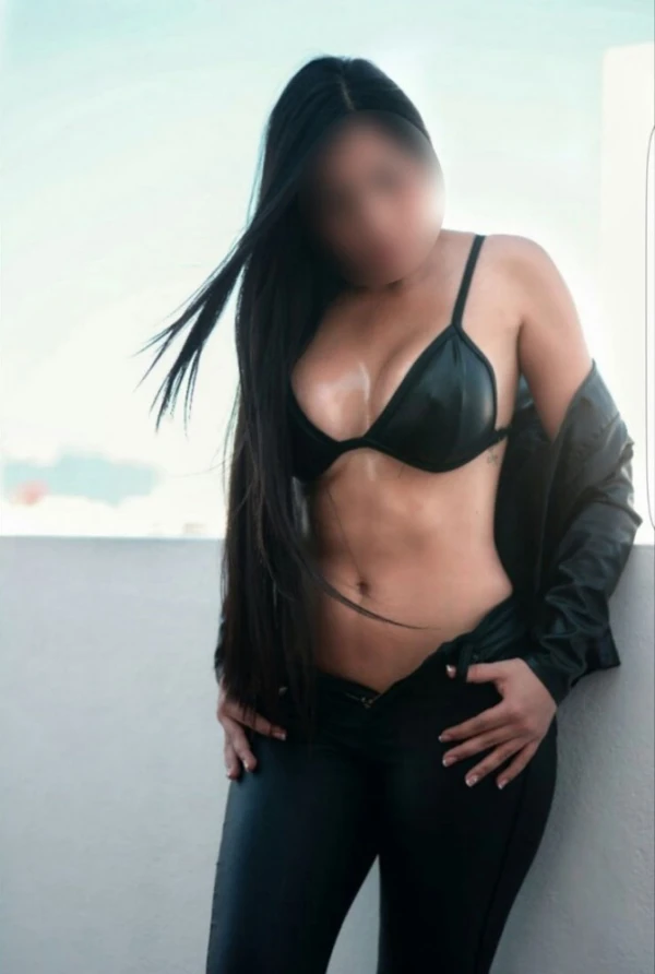 ESCORT EXPERTA EN EL SEXO, MUY DISCRETA Y CALIENTE