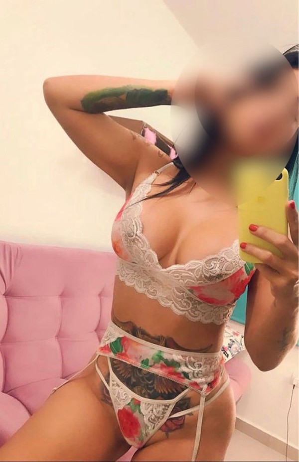 CABINA DE MASAJESRECIEN LLEGADA, SOY MELON,