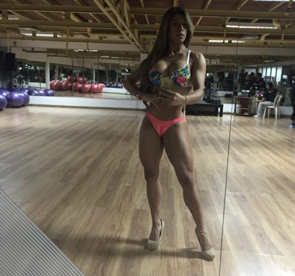 Deseo conocerte y pasar una noche de mucho deseo