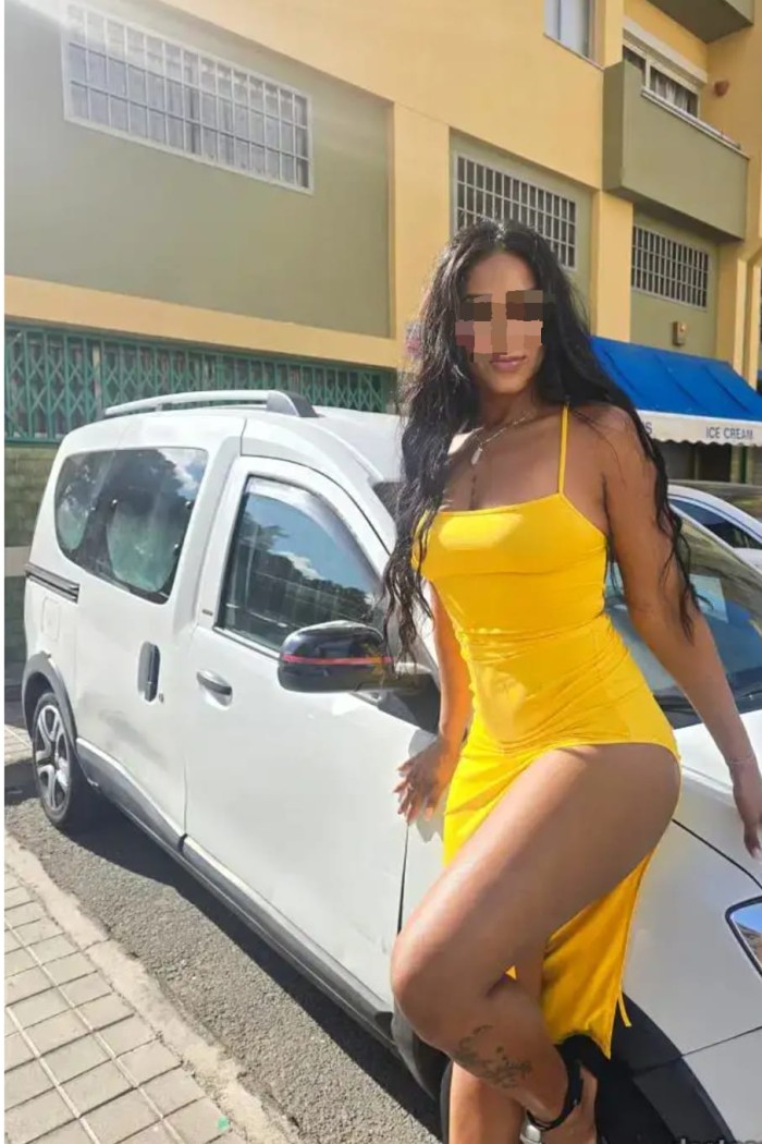 Fiestas, divertida, sexy y apasionada.