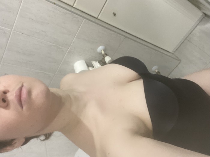 Chica joven y fogosa