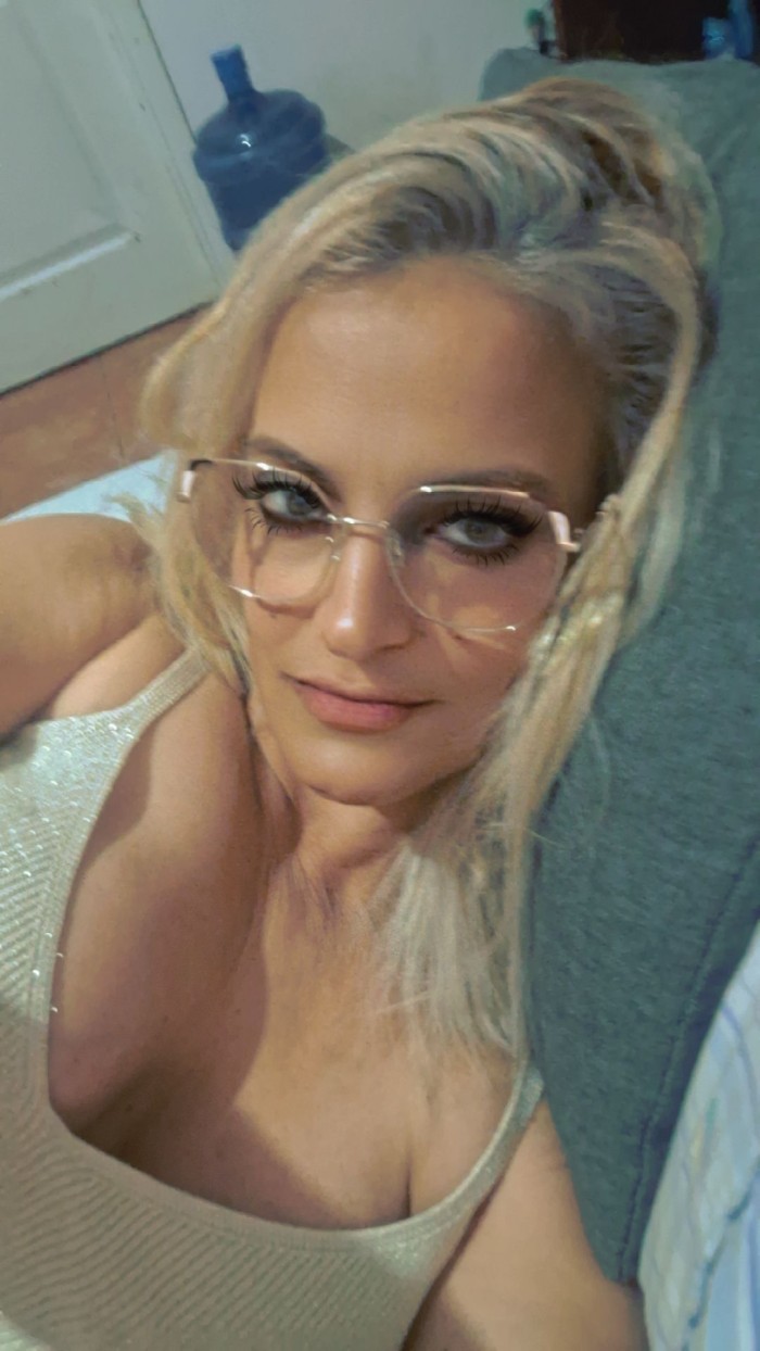 Madurita cachonda